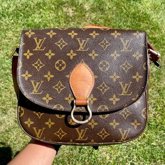 ‼️SOLD‼️❤️✨AUTHENTIC✨❤️ Authentic Louis Vuitton Saint Cloud GM - Picture 5 of 17